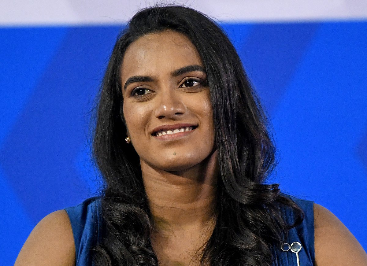 “நாங்கள் இருந்த இடத்துக்கு அருகே குண்டுவெடிப்பு”.. பதற்றத்தை பகிா்ந்த பி.வி. சிந்து!