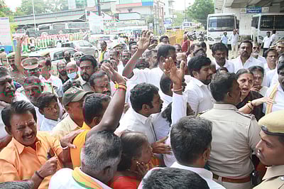 சாலை மறியல் முயற்சி: இந்து அமைப்பினா் 171 போ் கைது