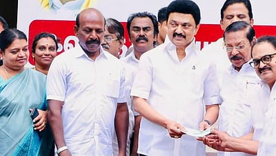 களத்தில் நின்று மக்களைக் காக்கும் பணி தொடரும்: முதல்வர் ஸ்டாலின்!
