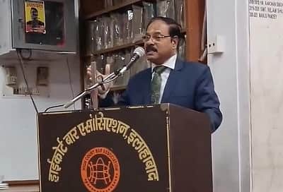 விஸ்வ ஹிந்து பரிஷத் கூட்டத்தில் பங்கேற்றுப் பேசிய உயர்நீதிமன்ற நீதிபதி!