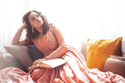 நான் யார்? மேனன், மெனன்? ரூமி கவிதையால் மீண்டும் பெயர் குறித்து பதிவிட்ட நடிகை! 