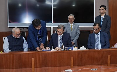 ரிசர்வ் வங்கி ஆளுநராகப் பதவியேற்றார் சஞ்சய் மல்ஹோத்ரா!