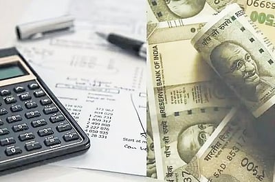 நாடாளுமன்றத்தில் வீணாகும் ஒவ்வொரு நிமிடமும் மக்களின் பணம்!!