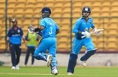 அரையிறுதியில் அசத்திய ரஹானே (98): இறுதிப்போட்டிக்கு தேர்வானது மும்பை! 