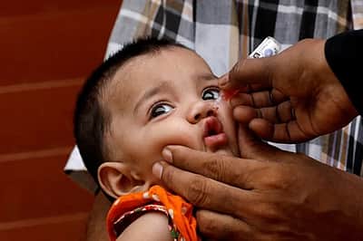 பாகிஸ்தானில் மேலும் 4 பேருக்கு போலியோ