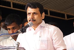 வி. செந்தில்பாலாஜிக்கு எதிராக வி. செந்தில்குமாரை களமிறக்கிய தவெக!