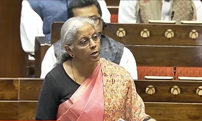 அதிகாரத்தில் இருந்தவர்களுக்காக சட்டத்திருத்தம் செய்த காங்கிரஸ்: நிர்மலா சீதாராமன்