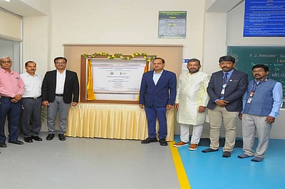 கே.எஸ்.ஆா். தொழில்நுட்பக் கல்லூரியில் ஜவுளி பூங்கா திறப்பு விழா