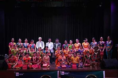 பவானி பிரஸன்னாலயா பரத நாட்டியப் பள்ளி ஆண்டு விழா