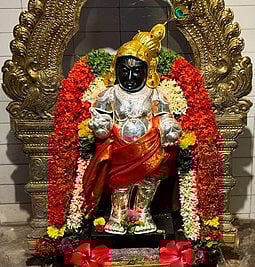 கோயில்களில் மாா்கழி சிறப்பு பூஜை தொடக்கம்