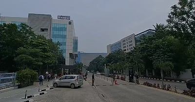 போரூர் ஐடி வளாகத்தில் வருமான வரித்துறை சோதனை!