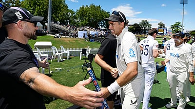 423 ரன்கள் வித்தியாசத்தில் நியூஸி. இமாலய வெற்றி: விடைபெற்றார் டிம் சௌதி!