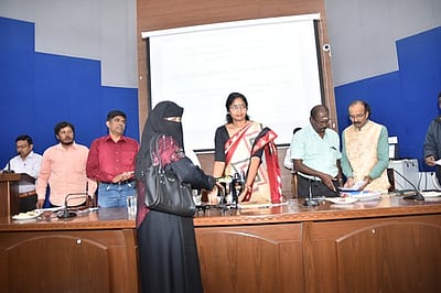 உதகையில் சிறுபான்மையினா் உரிமைகள் தின விழா