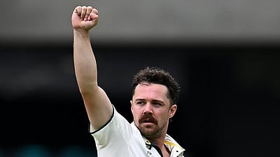 டிராவிஸ் ஹெட் காயம்! 4-வது டெஸ்ட்டில் விளையாடுவாரா?