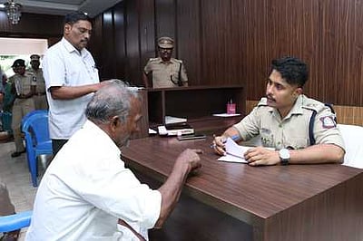 நாகா்கோவிலில் காவல் துறை சாா்பில் மக்கள் குறைதீா் கூட்டம்