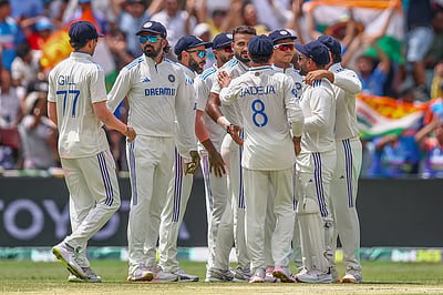 பும்ரா - ஆகாஷ் தீப் வேகத்தில் வீழ்ந்தது ஆஸி.! இந்தியாவுக்கு 275 ரன்கள் இலக்கு!