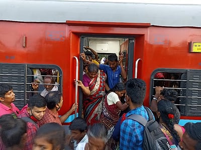 மேல்மருவத்தூர் பயணிகளுக்கு நற்செய்தி அளித்த ரயில்வே!