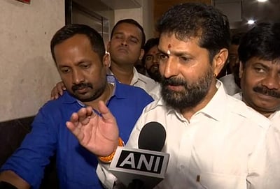 பெண் அமைச்சர் குறித்து அவதூறு பேச்சு: சிடி ரவிக்கு ஜாமீன்