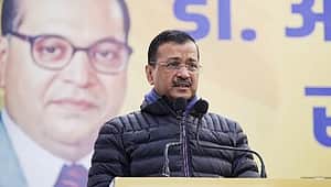 தலித் மாணாக்கர் வெளிநாட்டில் கல்விகற்க அம்பேத்கர் பெயரில் உதவித்தொகை: கேஜரிவால்