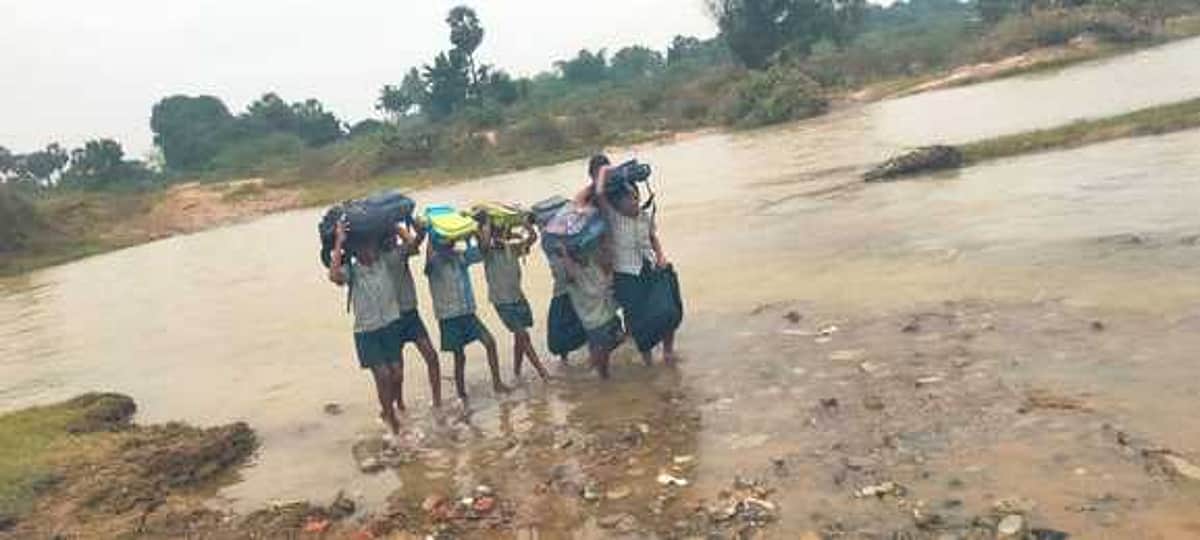 மருதையாற்றின் குறுக்கே பாலம் கட்ட வேண்டும்:
50 ஆண்டுகள் கோரிக்கை
நிறைவேற எதிா்பாா்ப்பு