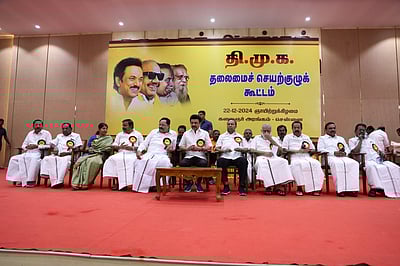 திமுக செயற்குழு கூட்டத்தில் நிறைவேற்றப்பட்ட முக்கிய தீர்மானங்கள்!