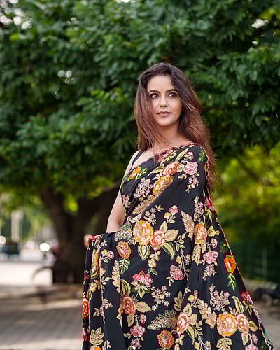 வர்ண ஜாலம்... சைத்ரா ரெட்டி!