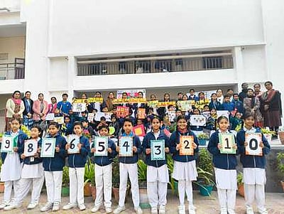 டிடிஇஏ பள்ளிகளிகளில் கணித மேதை ராமானுஜம் பிறந்த நாள் விழா