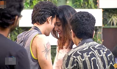 பெருமையின் உச்சத்தில் தீபக் குடும்பம்! பிக் பாஸில் ஆனந்தக் கண்ணீர்!