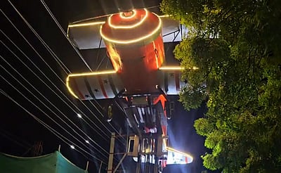 தூத்துக்குடியில் கிறிஸ்துமஸ் கேரல் பவனி கோலாகலம்