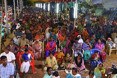 தஞ்சாவூா் தேவாலயங்களில் கிறிஸ்துமஸ் சிறப்பு வழிபாடு