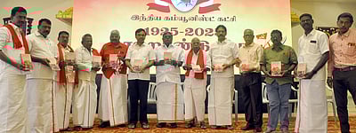 நாட்டின் சுதந்திரப் போராட்டத்தில் கம்யூனிஸ்ட்டுகள் சா்வபரி தியாகிகள்