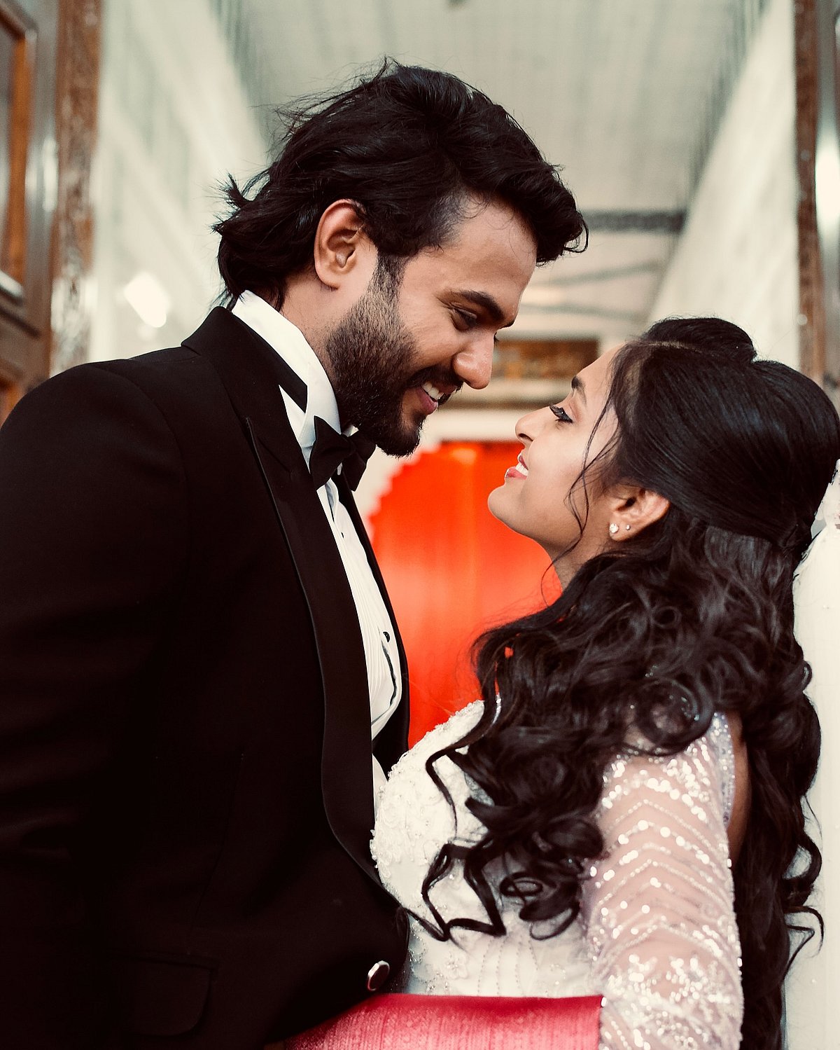 அவினாஷ் - தெரசா மரியா