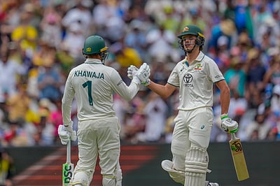 உஸ்மான் கவாஜா மீதான அழுத்தத்தை போக்கிய சாம் கொன்ஸ்டாஸ்!