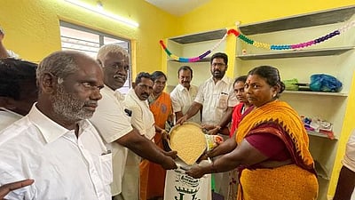 உடையாா்பாளையத்தில் ரூ. 1.12 கோடியில் வளா்ச்சித் திட்டப் பணிகள் தொடக்கம்