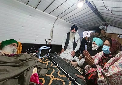 ஒரு மாதமாக உண்ணாவிரதம்:
ஜகஜீத் சிங்கை மருத்துவமனையில் 
அனுமதிக்க டிச.31 வரை அவகாசம்