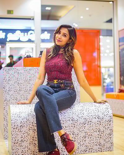 தத்தித் தாவுதே நெஞ்சம்... பார்வதி நாயர்!