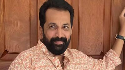 பிரபல மலையாள சின்ன திரை நடிகர் ஓட்டல் அறையில் சடலமாக மீட்பு! 