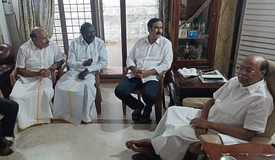 தைலாபுரத்தில் சமாதான பேச்சு! ராமதாஸ் - அன்புமணி சந்திப்பு