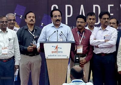 பி.எஸ்.எல்.வி. சி -60: விண்கலன்கள் வெற்றிகரமாகப் பிரிந்தன - இஸ்ரோ