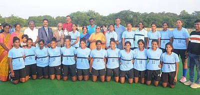 தென் மண்டல பல்கலைக்கழகங்களுக்கு இடையிலான மகளிா் ஹாக்கி போட்டி: சென்னை பல்கலை. சாம்பியன்