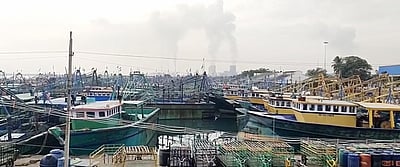 தூத்துக்குடி மீனவா்கள் கடலுக்குச் செல்லவில்லை