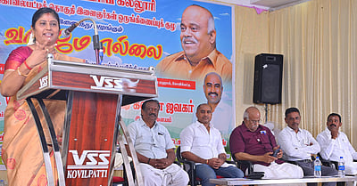 கோவில்பட்டியில் இளைஞா்களுக்கான தன் முனைப்பு பயிற்சி முகாம்