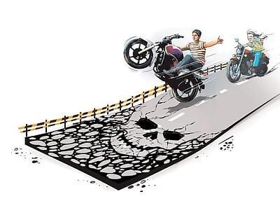 சென்னையில் பந்தயத்தில் ஈடுபட்ட 242 வாகனங்கள் பறிமுதல்!