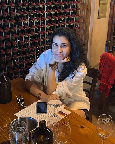 இன்பம் பொங்கும் வெண்ணிலா... பிரியா பவானி சங்கர்! 