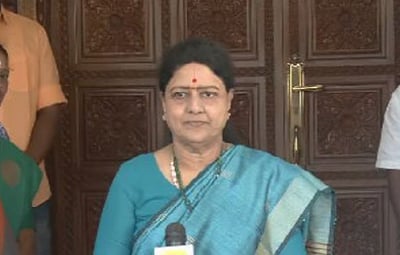 இந்தாண்டில் அணிகள் இணைவது உறுதி: சசிகலா