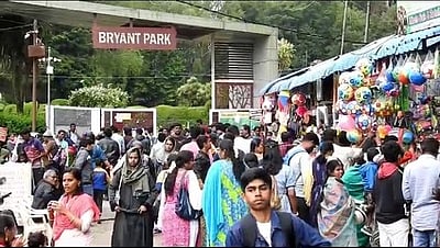 ஆங்கிலப் புத்தாண்டு: கொடைக்கானலில் குவிந்த சுற்றுலாப் பயணிகள்