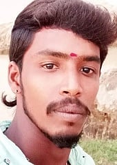 தொழிலாளி கொலை: 3 சிறுவா்கள் கைது