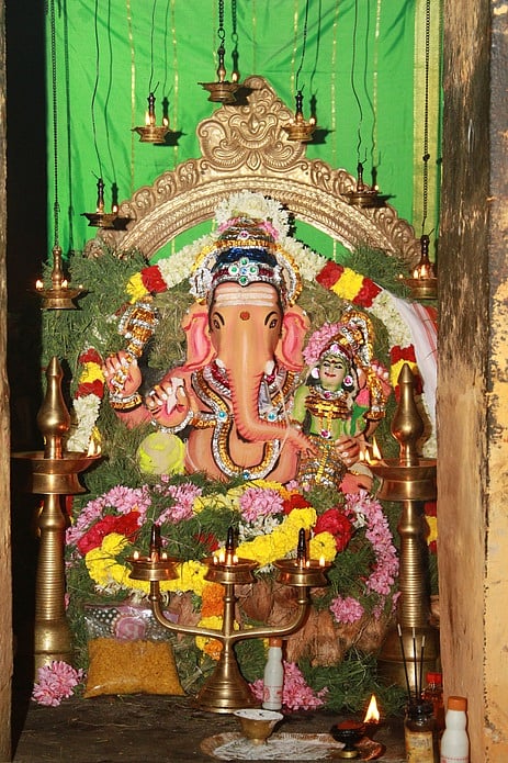 மணிமூா்த்தீஸ்வரம் அருள்மிகு உச்சிஷ்ட விநாயகா்