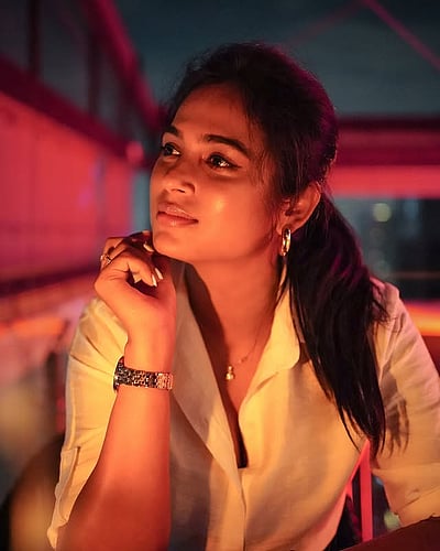 பாங்காக்கில் ஒரு தென்றல்... ரம்யா பாண்டியன்!