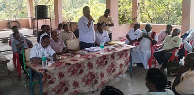 கரும்பு விவசாயிகள் ஆலோசனைக் கூட்டம்